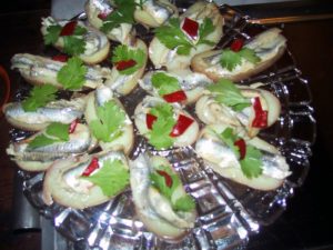Pique nique sur canapé anchois sur canap s 300x225 Pique nique sur canapé