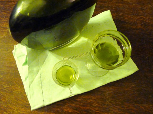 liqueur verveine2 580x435 Liqueur de verveine citronelle