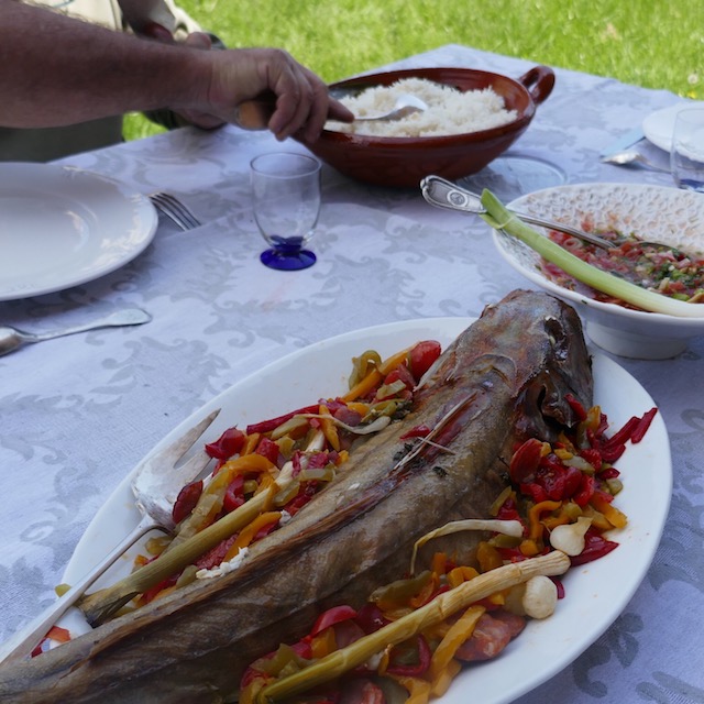 rouget grondin aux poivrons et au chorizo, rougail tomates